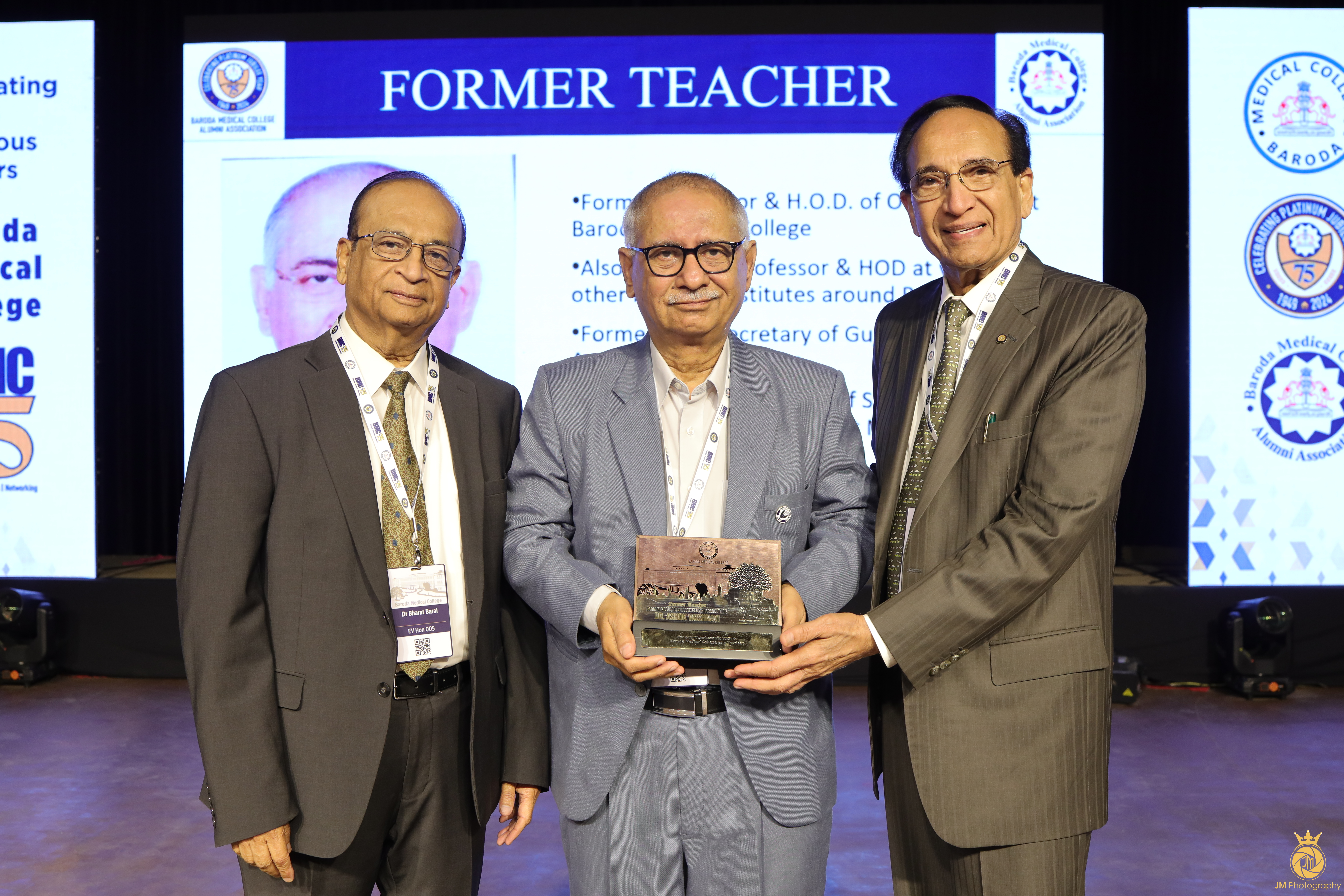 Gallery/Distinguished Alumni and Former Teachers/177A7643.JPG